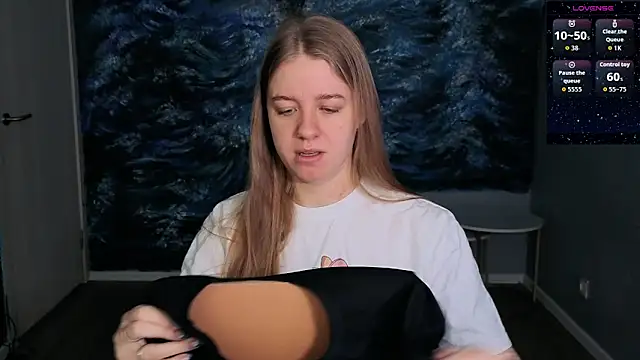 candy maggie online show from February 19, 10:04 am