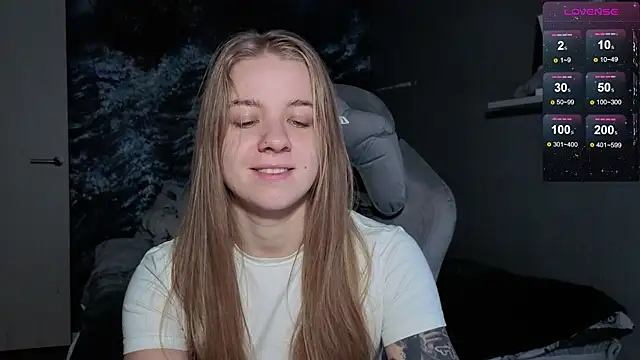 candy maggie online show from December 15, 5:18 pm