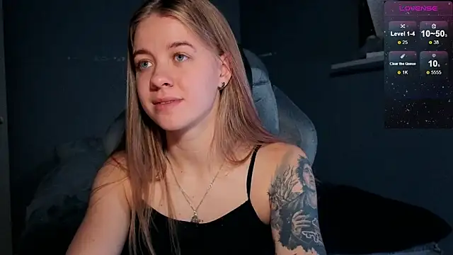 candy maggie online show from November 3, 2:54 pm