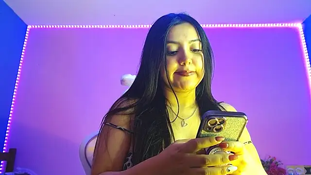 Isa-Jones online show from October 9, 3:43 am