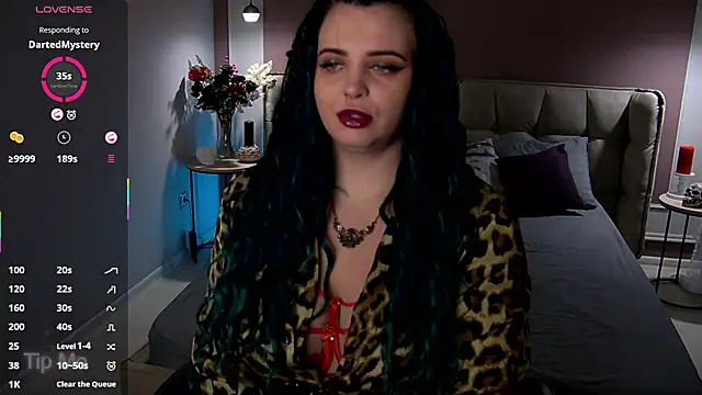 Snapshot of Miss_Maya_Mils chatting on October 3, 1:11 am Miss Maya Mils online show from October 3, 1:11 am