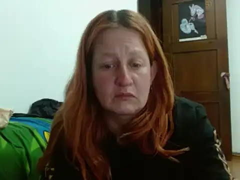 ViioletaMora online show from October 28, 6:30 am