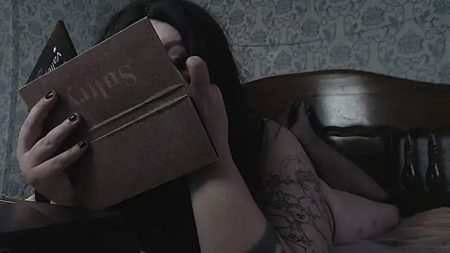 Yukionna online show from April 12, 11:57 am