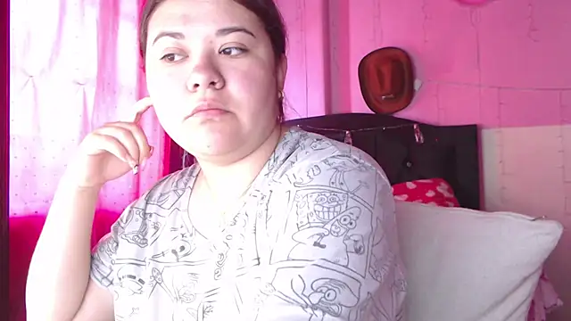 NikkiRous  online show from February 16, 1:00 pm