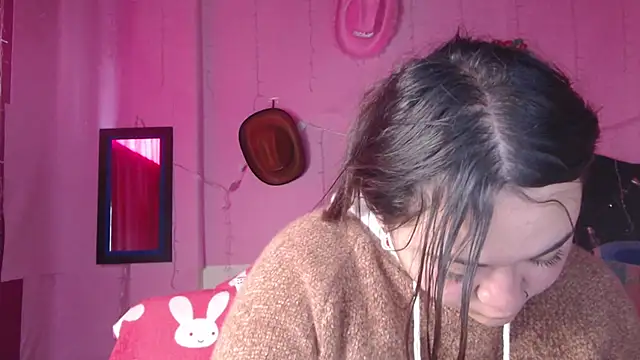 NikkiRous  online show from October 27, 12:55 pm