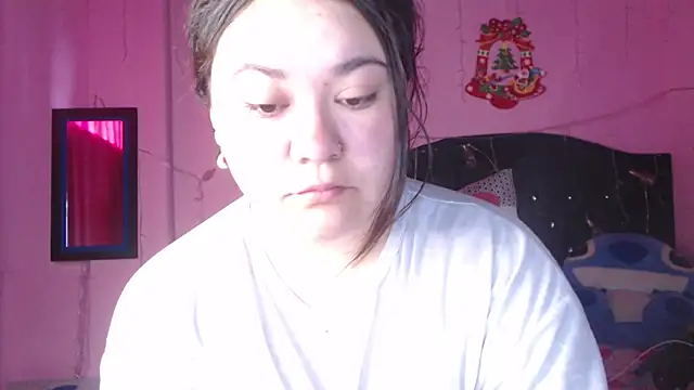 NikkiRous  online show from October 18, 12:30 pm