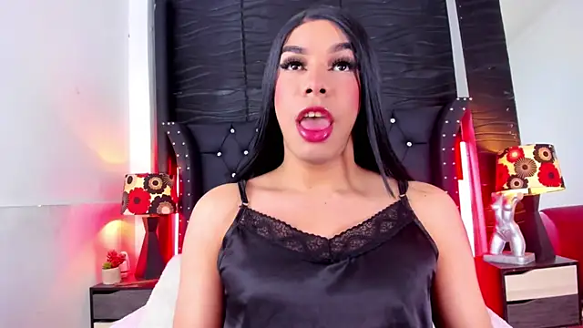 Giorgina Parado online show from April 13, 4:36 am