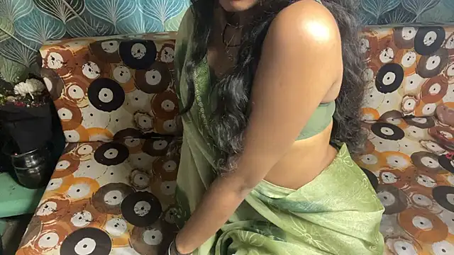 shuhana  online show from February 12, 11:12 am