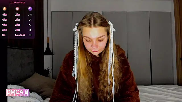 Molly sweetie online show from January 12, 7:24 am