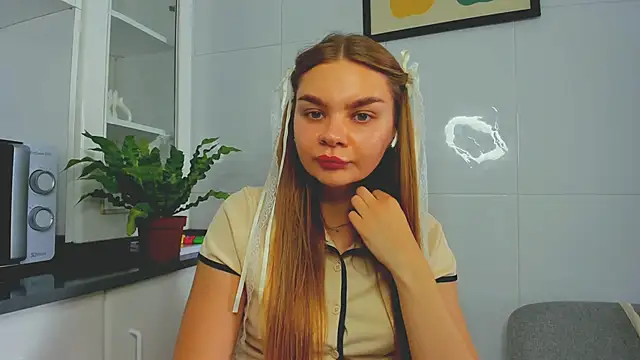 Molly sweetie online show from June 12, 1:08 pm