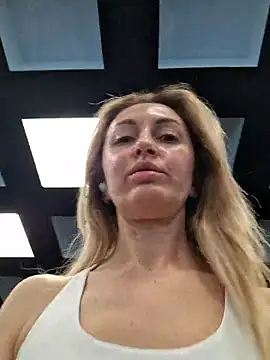 Miss    Mia  online show from January 14, 11:26 am