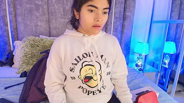 GiselOrtiz online show from April 1, 11:00 am