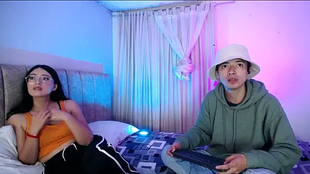 Pinkandyellowpokemon online show from March 25, 12:27 am