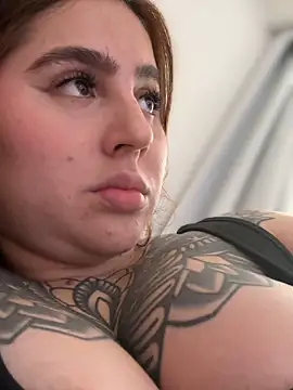 ValerieHilton online show from September 29, 10:04 pm