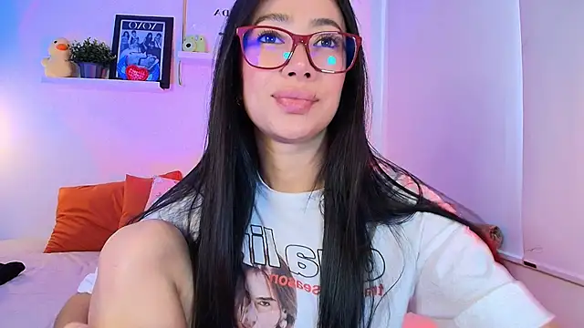 lilyy evanss online show from April 20, 10:24 pm