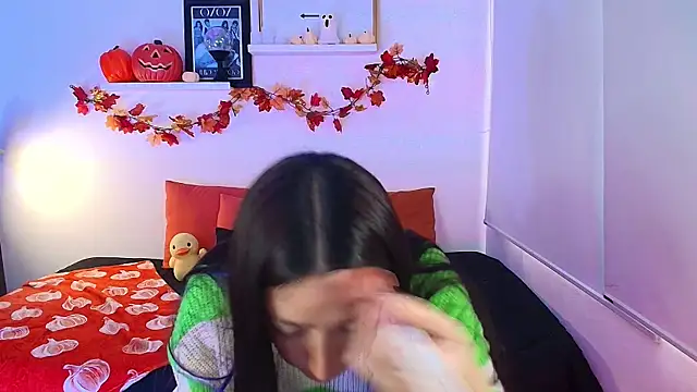 lilyy evanss online show from November 3, 9:52 pm