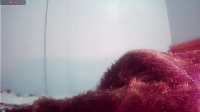 Yii-Ser online show from January 10, 9:30 pm