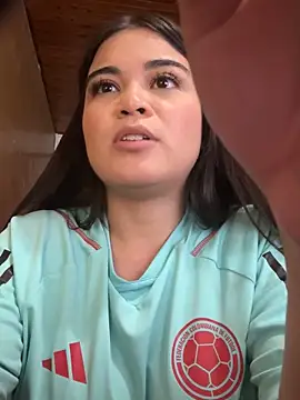 CamilaSofiia online show from May 29, 2:09 am