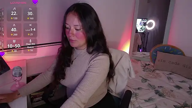 Lexie Thompson10 online show from March 4, 1:12 am