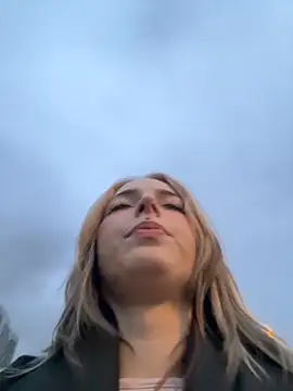 LoraaDoll online show from October 28, 2:23 pm