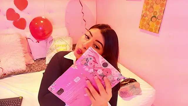 Miia Thompsonn online show from February 9, 11:29 pm