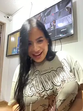 Miah gomez  online show from February 5, 11:19 pm