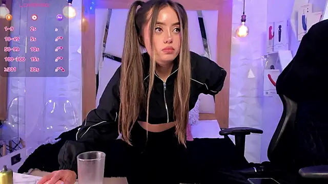 ary cooper  online show from September 19, 1:32 pm