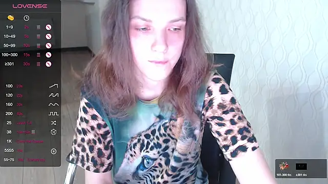 LisaHeart online show from December 19, 7:39 pm