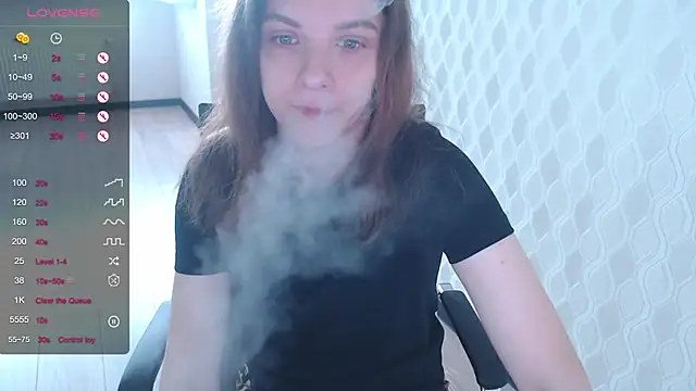 LisaHeart online show from September 26, 1:42 pm