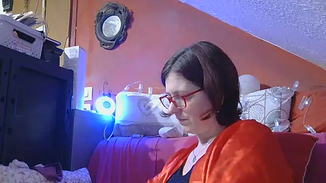 lanax online show from March 20, 1:16 pm