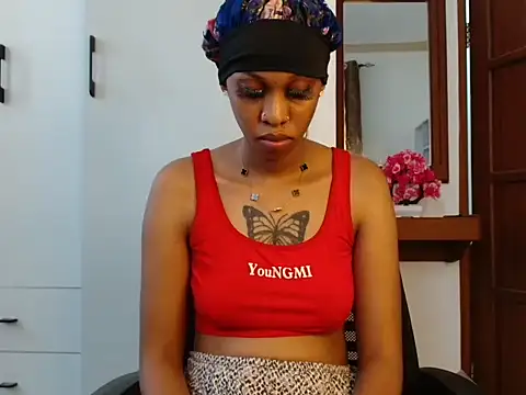 queencydoll online show from December 19, 9:34 am