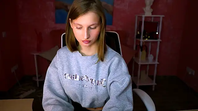 EllaHorton online show from March 29, 5:12 pm