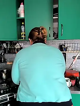 jusichka online show from November 29, 8:40 am