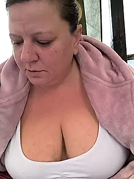 jusichka online show from December 3, 6:38 am