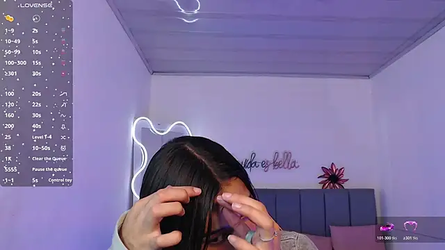 Jenner tay online show from May 28, 3:04 am