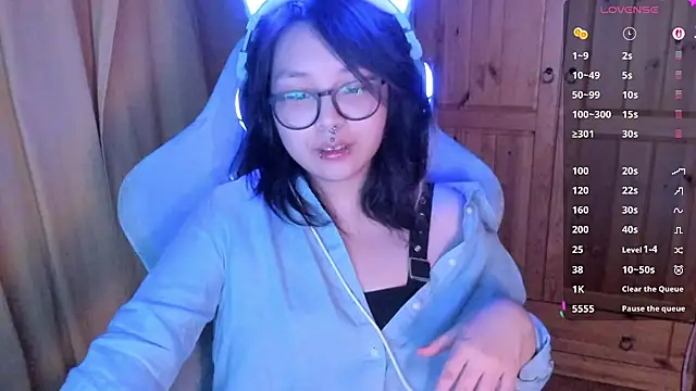 maydaykimmy online show from June 6, 9:21 pm