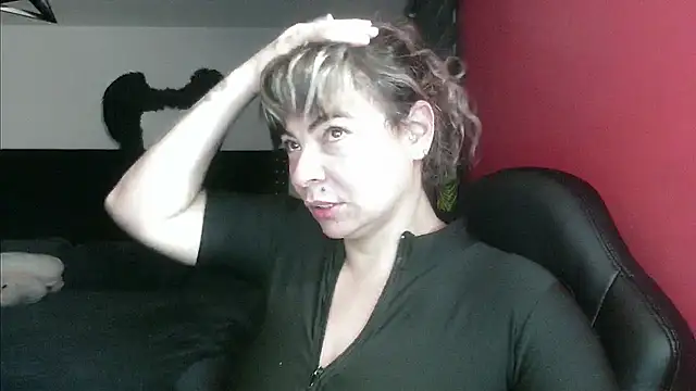 charlotedoll online show from November 14, 3:06 am