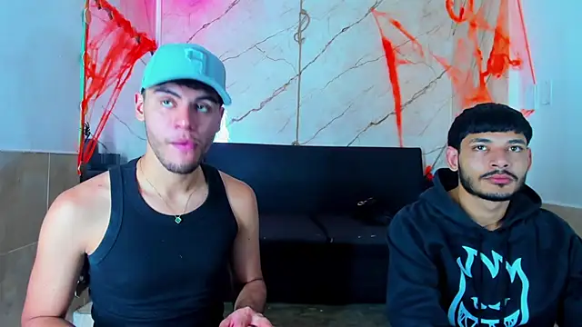 liam genner  online show from October 29, 8:22 pm