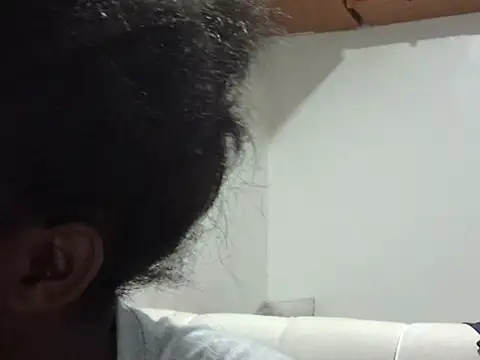 Seeexxxy-bree online show from April 21, 8:43 am