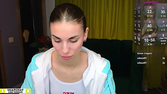 EmmyGreans online show from March 24, 7:03 am