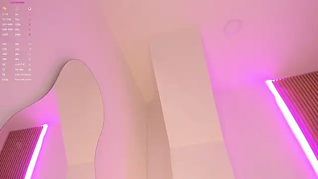 Mara Betancurt online show from April 7, 8:00 pm