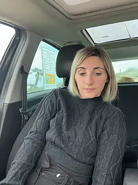 sexy blondie92 online show from March 15, 2:52 pm