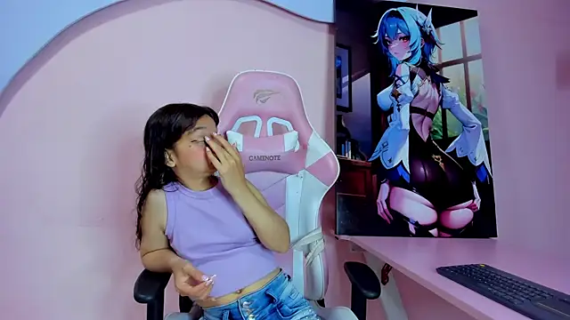 CharlotteMuller online show from March 2, 7:09 pm