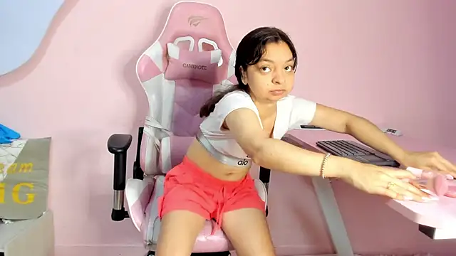 CharlotteMuller online show from February 20, 8:31 pm