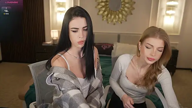 Tina Breeze online show from March 10, 9:13 am