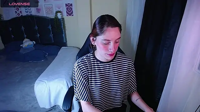 IsaBaileys  online show from March 6, 1:12 am