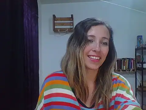 Snapshot of charlott_ponce chatting on October 9, 11:42 pm charlott ponce online show from October 9, 11:42 pm