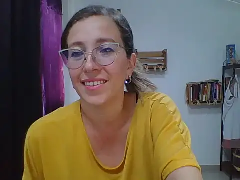 Snapshot of charlott_ponce chatting on September 26, 7:22 pm charlott ponce online show from September 26, 7:22 pm