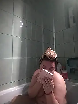 MikySWeet7 online show from September 9, 8:30 pm