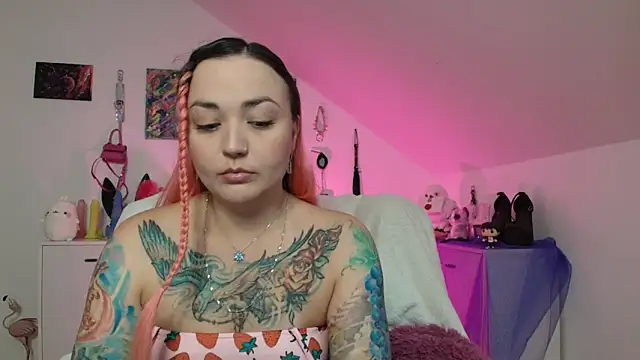 PinkHurricaneOfficial online show from September 13, 3:20 pm